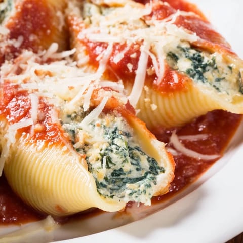 Stuffed Ricotta Spinach Shells
